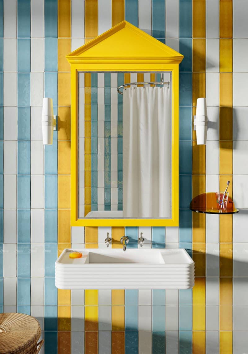 Nhà tắm đơn giản với thiết kế hài hòa nhiều màu sắc